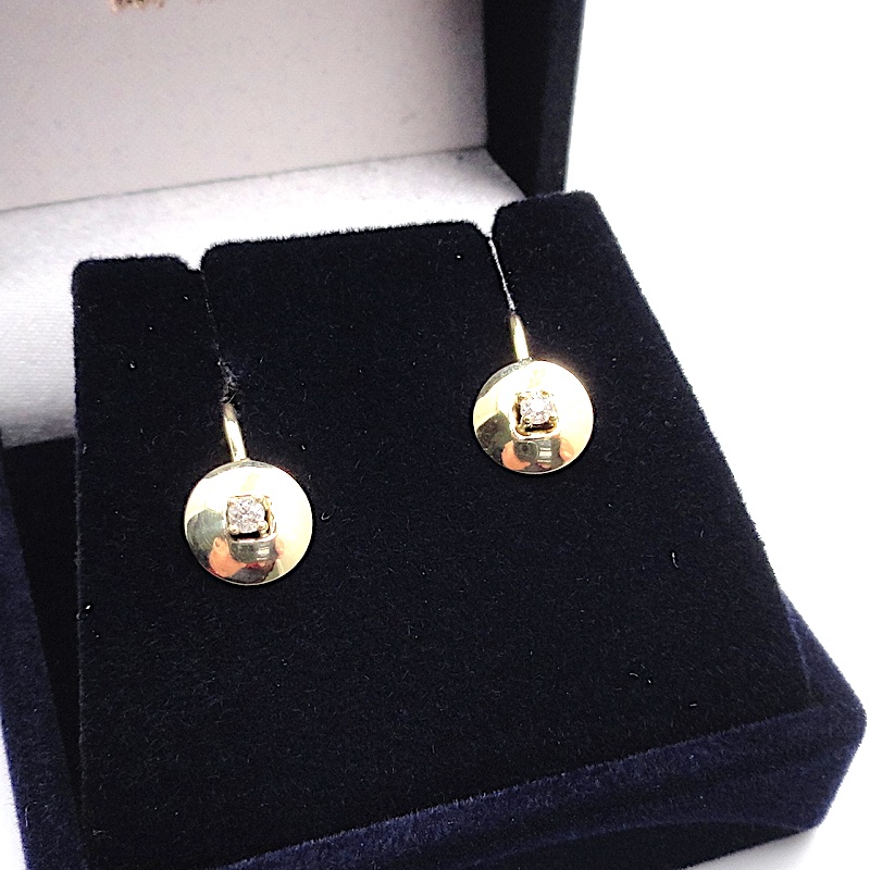 orecchini con brillantini per donna