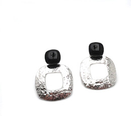 orecchini particolari in argento